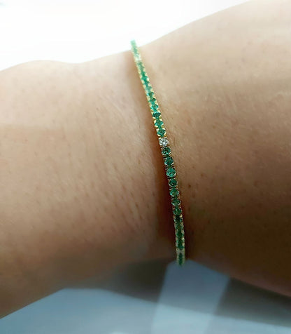 Bracciale Tennis Astralia in Oro Giallo con Smeraldi 2,45 ct e Diamanti 0,14 ct 18 kt (750)