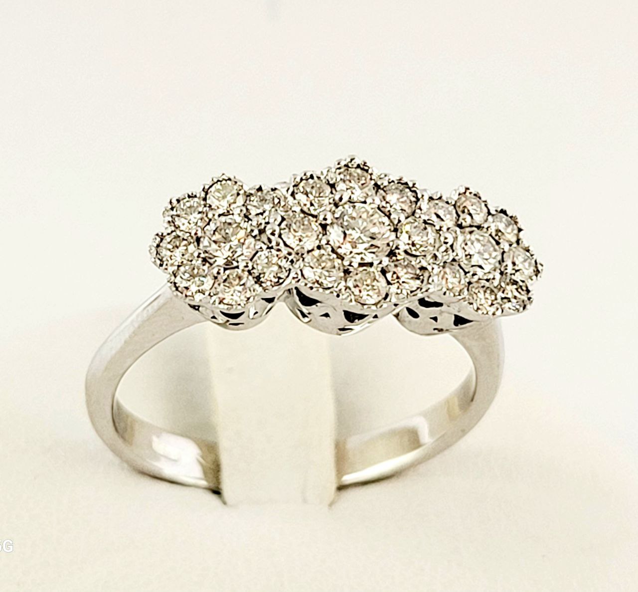 Anello Trilogy magic Astralia con Diamanti 1,15 ct in Oro Bianco 18 kt (750)