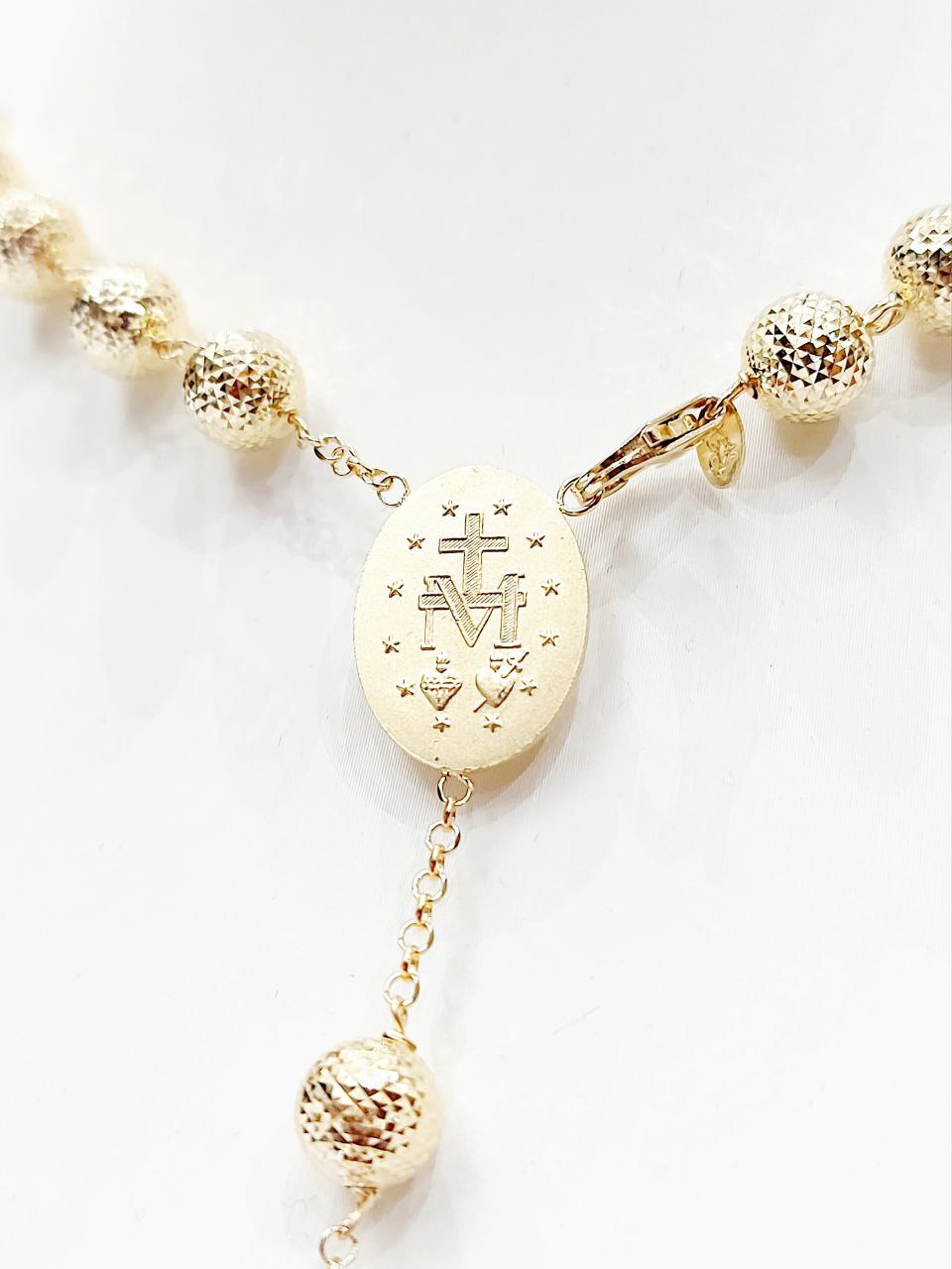 Collana rosario classico con sfere sfaccettate da 7,50mm Oro Giallo 18kt (750) - Oreficeria