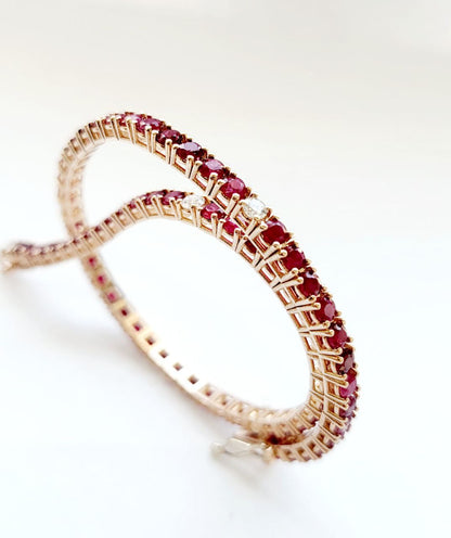 Bracciale Tennis a filo in Oro Rosa con Rubino 5,08 ct e Diamanti 0,35 ct 18kt (750)