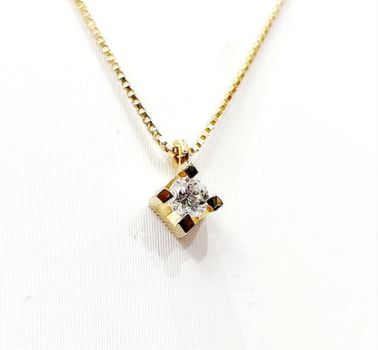 Collana con pendente punto luce con Diamante 0,20 ct in Oro Giallo 18 kt (750)