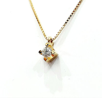 Collana con pendente punto luce con Diamante 0,20 ct in Oro Giallo 18 kt (750)