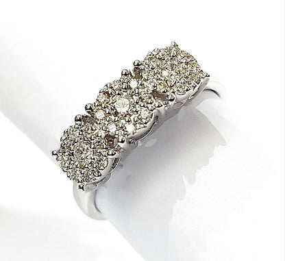 Anello trilogy magic in Oro Bianco con Diamanti 0,78 ct 18kt (750)