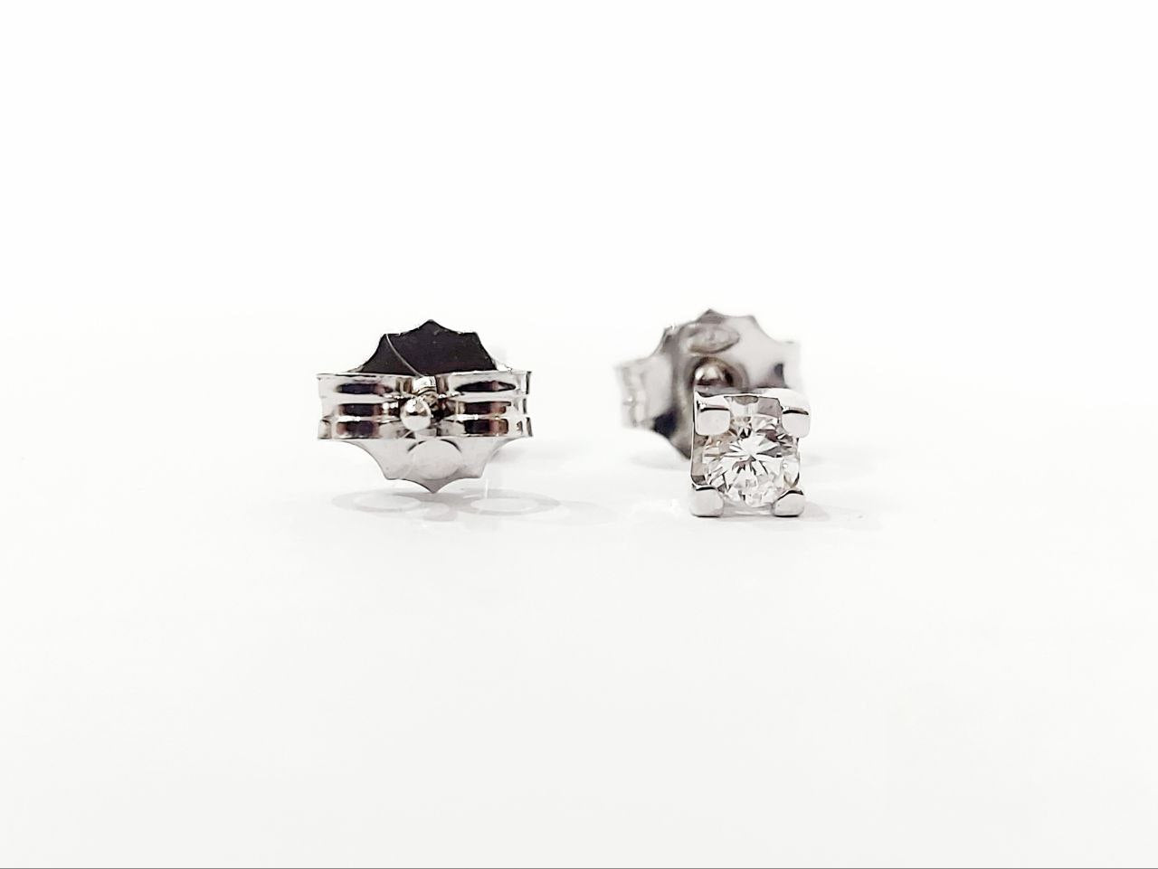 Orecchini punto luce tornito con Diamanti 0,20 ct in Oro Bianco 18 kt (750)
