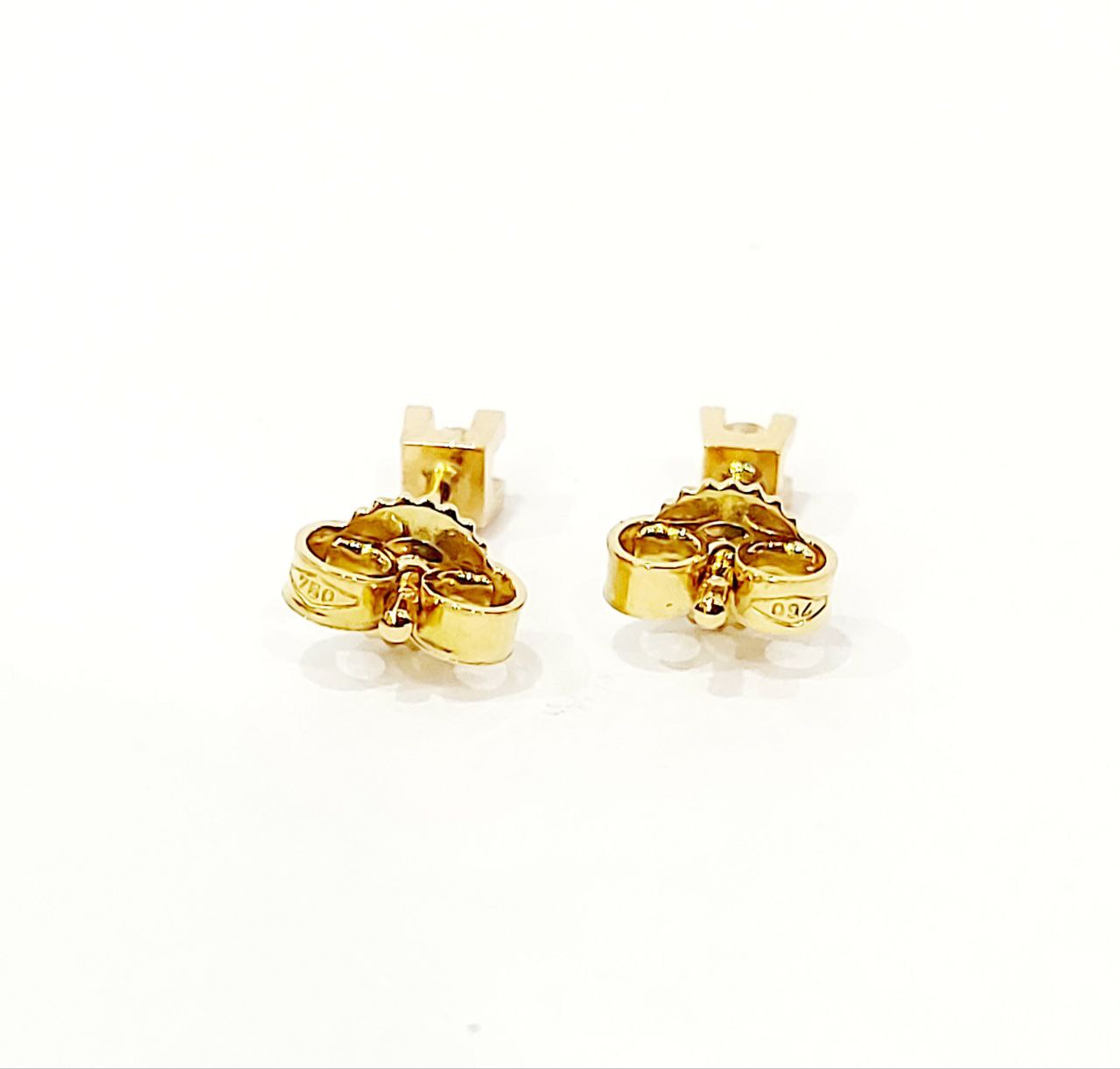 Orecchini punto luce tornito con Diamanti 0,06 ct in Oro Giallo 18 kt (750)