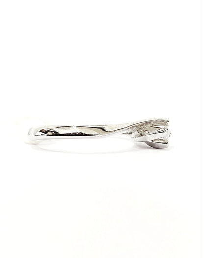 Anello Solitario Valentino in Oro bianco con Diamante 0,06 ct 18 kt (750)