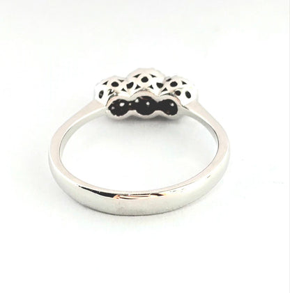 Anello trilogy magic in Oro Bianco con Diamanti 0,24 ct e Rubini 0,45 ct 18kt (750)