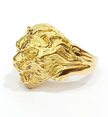 Anello da Uomo con finitura lucida e satinata - testa di Leone in Oro Giallo 18kt (750) - 14,30 gr - Oreficeria
