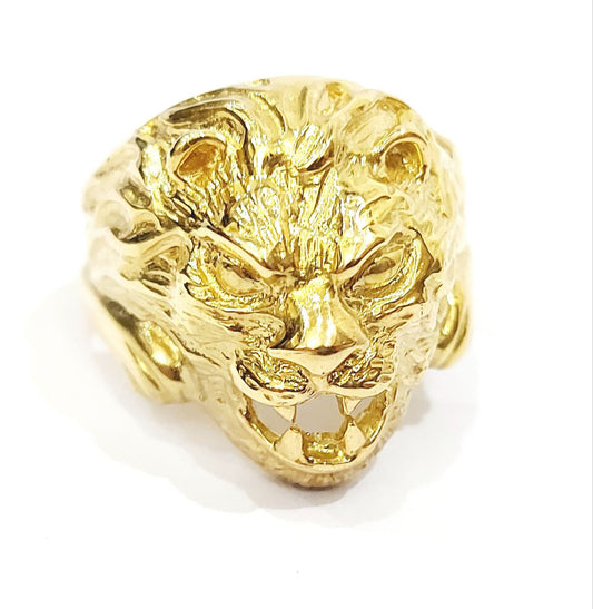 Anello da Uomo con finitura lucida e satinata - testa di Leone in Oro Giallo 18kt (750) - 14,30 gr - Oreficeria