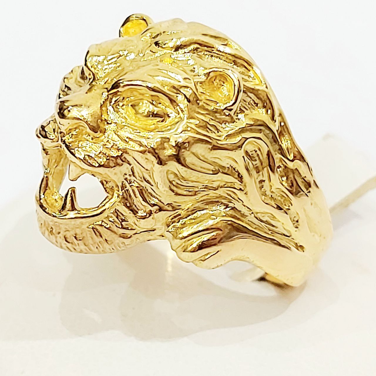 Anello da Uomo con finitura lucida e satinata - testa di Leone in Oro Giallo 18kt (750) - 14,30 gr - Oreficeria