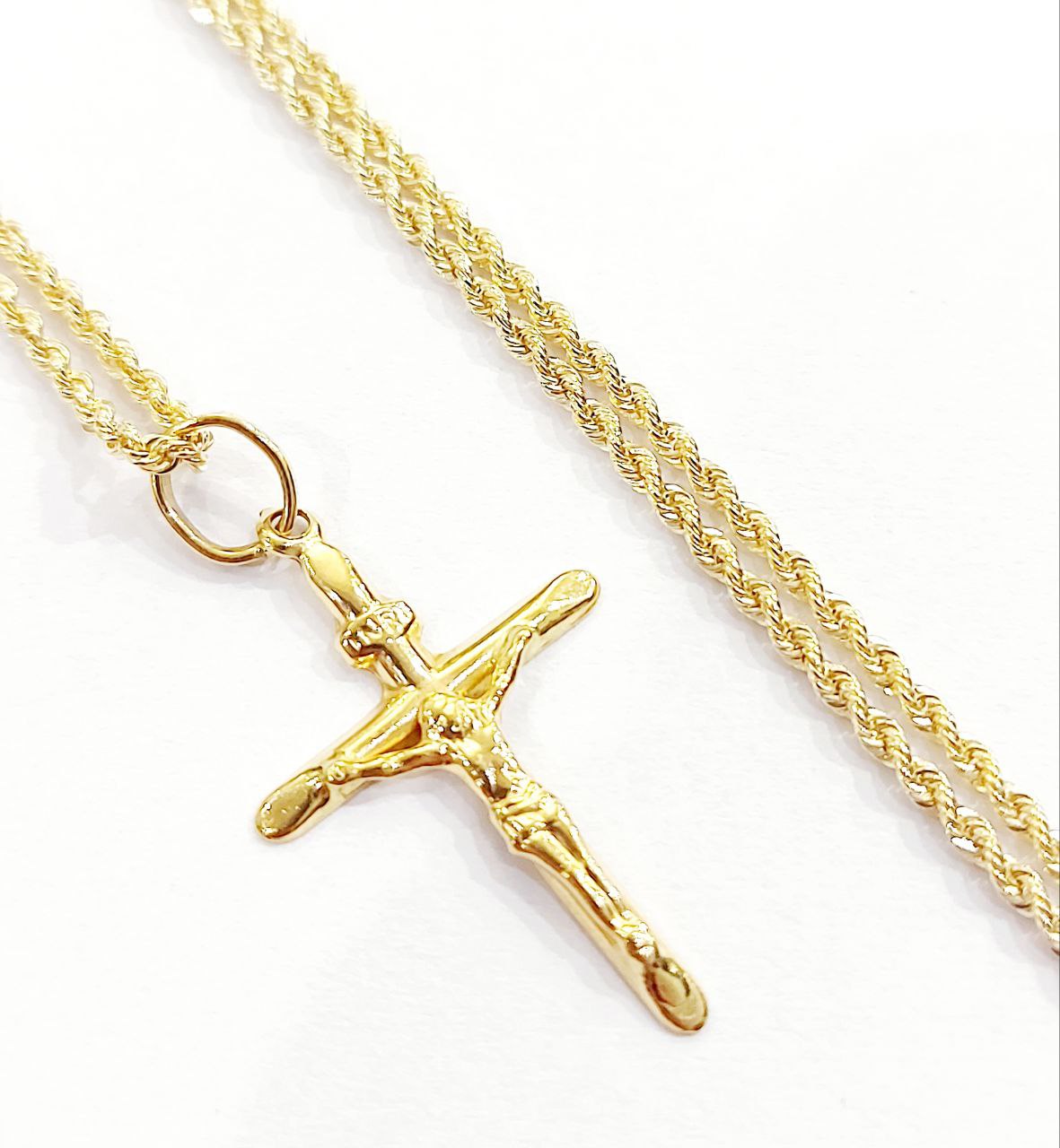 Collana funetta con pendente Croce in Oro Giallo 18kt (750) - Oreficeria