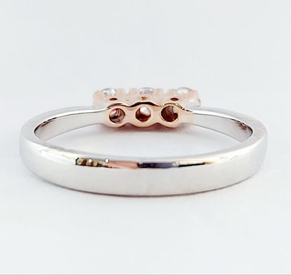 Anello Donna modello trilogy Bicolore con Diamanti ct 0,45 Oro 18kt-750