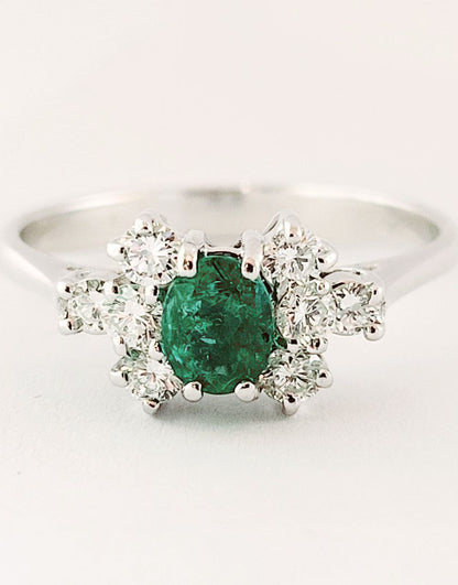 Anello Donna con Smeraldo Ovale centrale e Diamanti laterali Oro 18kt-750