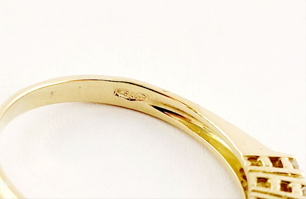 Anello  modello riviera con  7 Diamanti taglio brillante 0,45 ct in Oro Giallo -18 kt -750