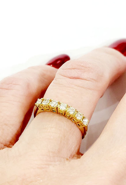 Anello  modello riviera con  7 Diamanti taglio brillante 0,45 ct in Oro Giallo -18 kt -750