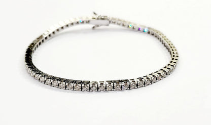 Bracciale modello  tennis in Oro Bianco 18 kt con Diamanti bianchi naturali Ct 3,10- 17 cm