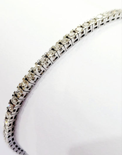 Bracciale modello  tennis in Oro Bianco 18 kt con Diamanti bianchi naturali Ct 3,10- 17 cm