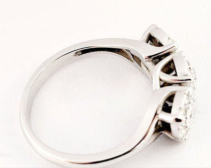 Anello trilogy modello  magic in Oro Bianco con Diamanti 0,93 ct 18kt (750)