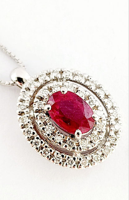 Collana pendente modello ovale    Diamanti 0,40 ct Rubino 0,63 ct in Oro Bianco 18 kt