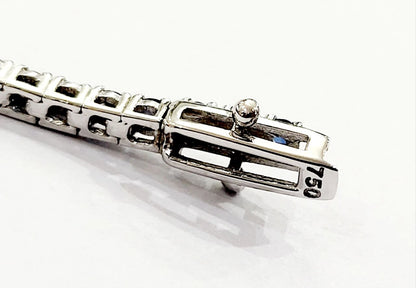 Bracciale Tennis in Oro Bianco con Zaffiri 1,77 ct e Diamanti 0,08 ct 18 kt (750)