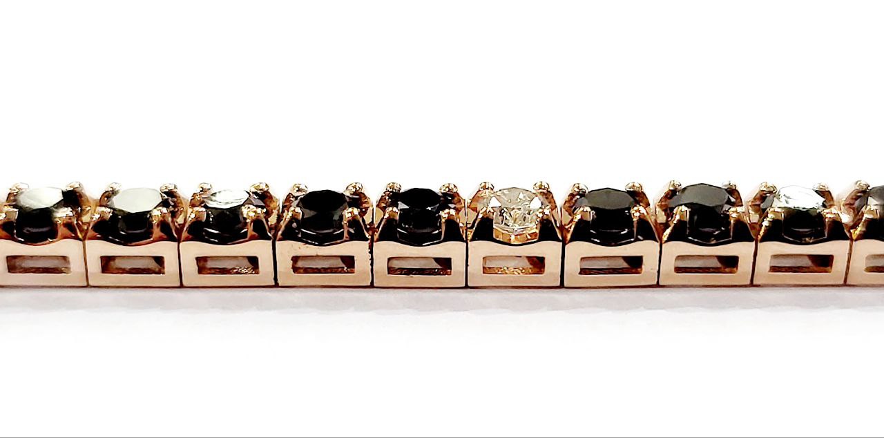 Bracciale Tennis Oro Rosa   18kt-750 Diamanti Neri ct 6,05 Diamanti Bianchi ct 0,48- Certificato Gem Tech