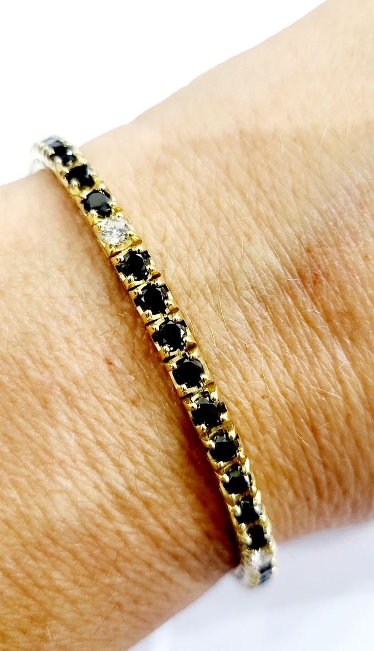 Bracciale Tennis Oro Giallo  18kt-750 Diamanti Neri ct 6,05  Diamanti Bianchi ct 0,48 - Certificato Gem tech