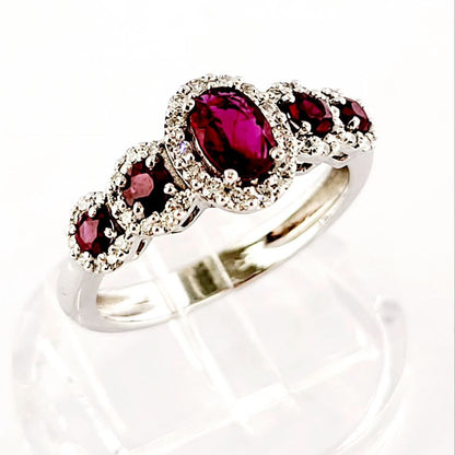 Anello veretta in Oro bianco 18k con Diamanti ct 0,32 e Rubini ct 0,74