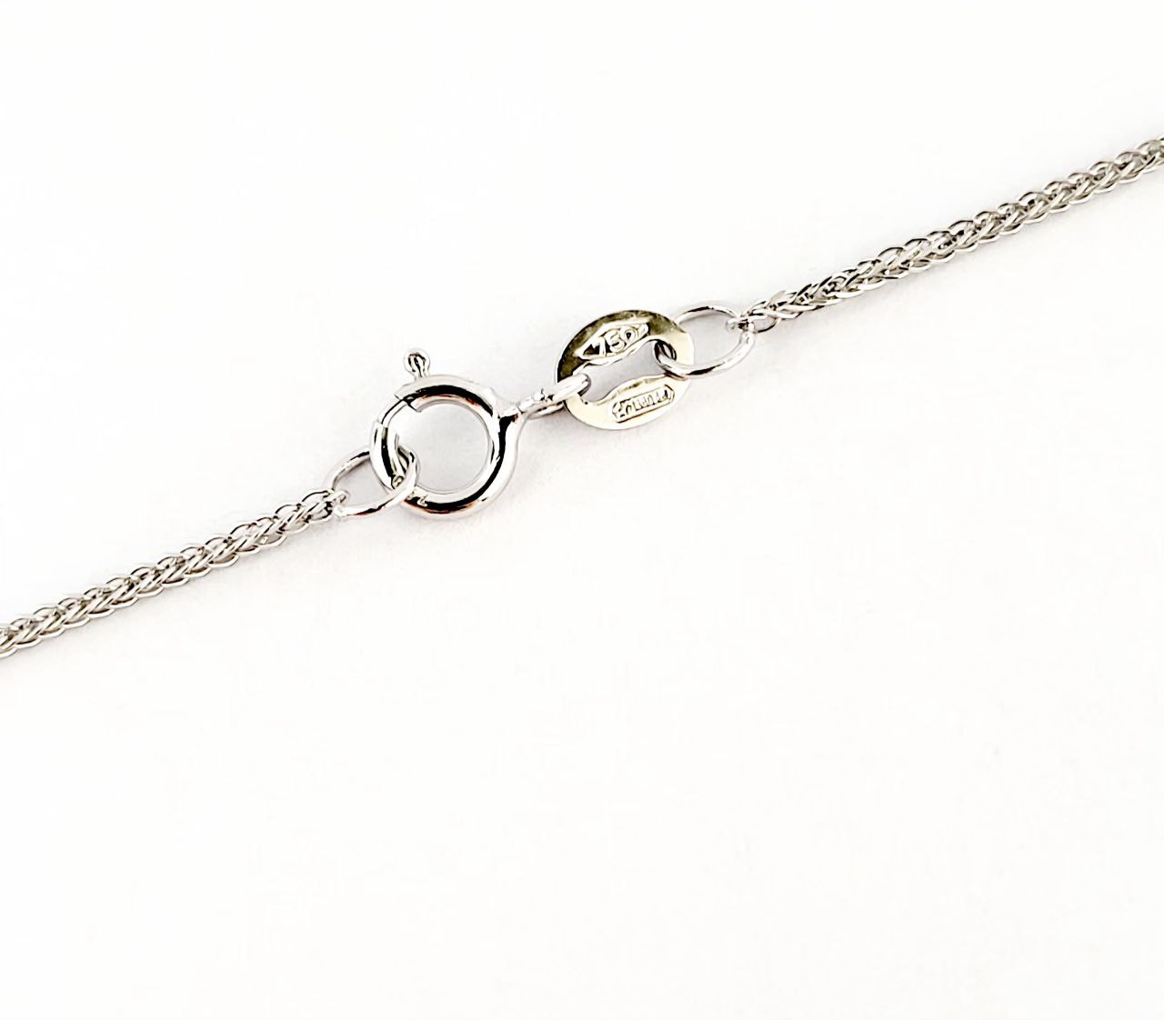 Collana Croce in Oro Bianco 18K con Diamanti 0,50 ct