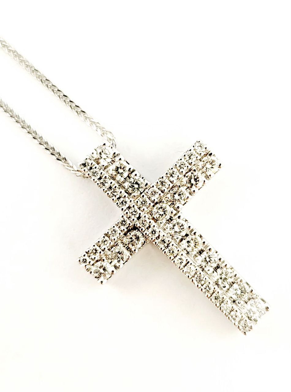 Collana Croce in Oro Bianco 18K con Diamanti 0,50 ct