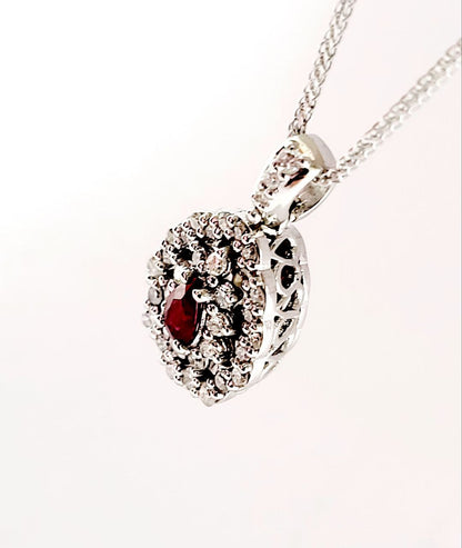 Collana pendente a goccia con doppio giro di Diamanti 0,35 ct e Rubino 0,25 ct in oro bianco 18kt (750)