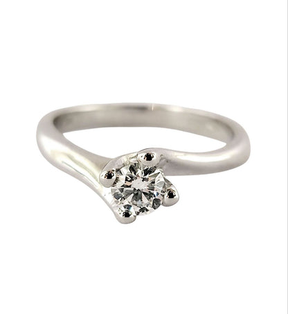 Anello solitario Valentino 4 griffe in oro 18K con diamante ct 0,30 + certificato gemmologico