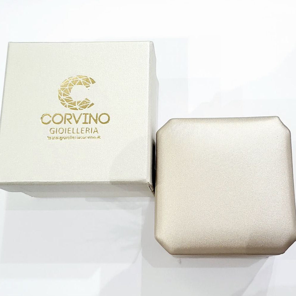 Anello in oro bianco 18k con Smeraldo Ovale ct 0,40 e Diamanti ct 0,10