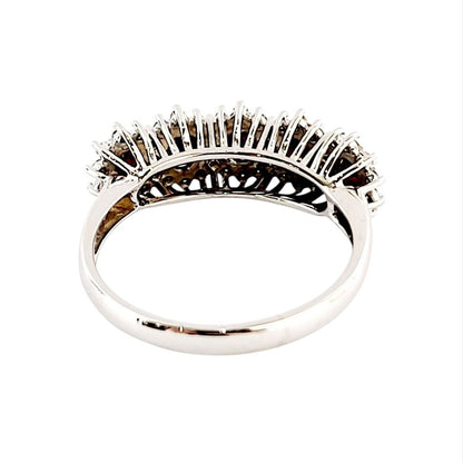 Anello veretta in Oro bianco 18kt con rubino ovale ct 1,25 e Diamanti ct 0,32