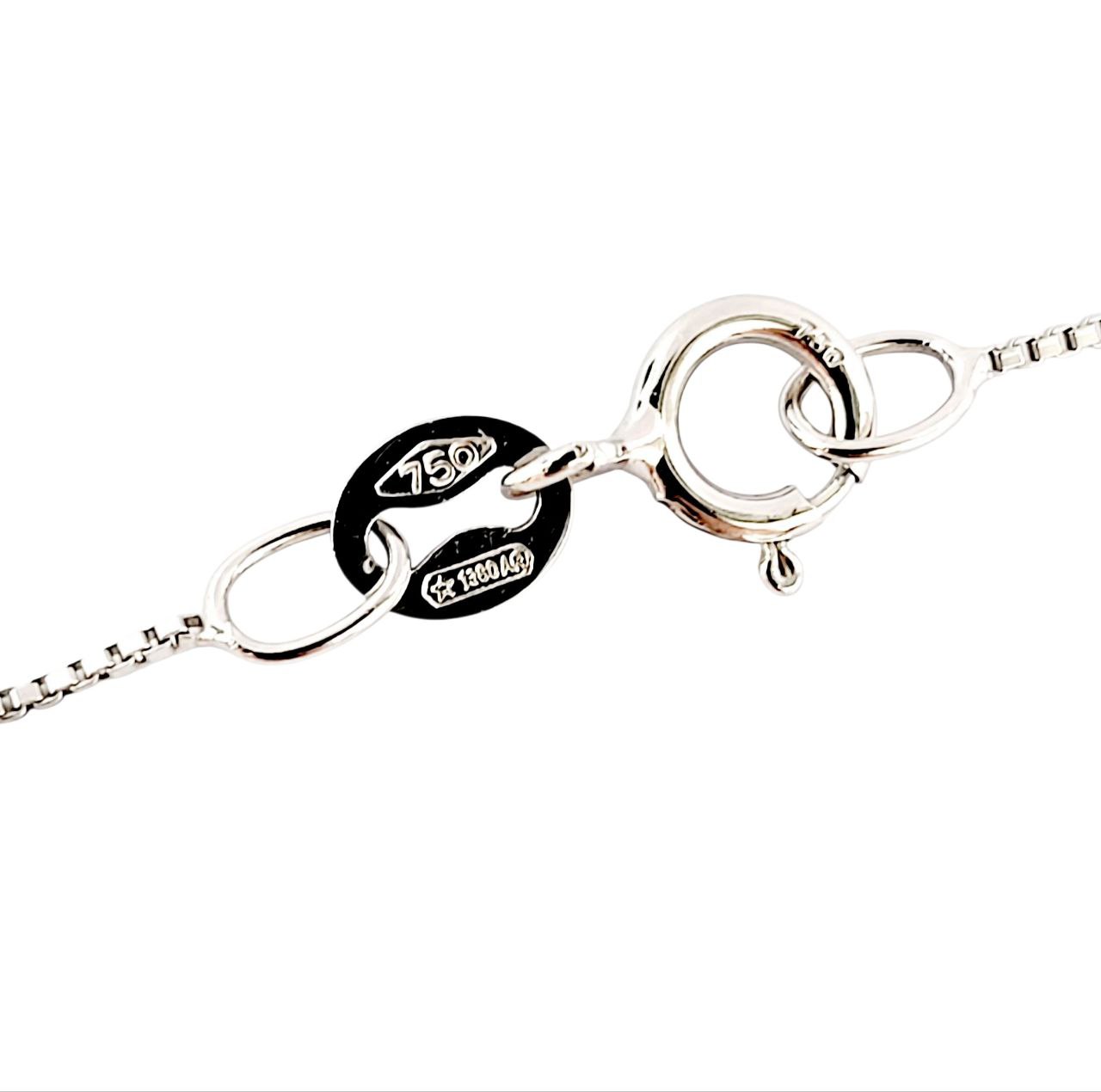 Collana con Croce  Diamanti ct 0,75 e Zaffiro  ct 0,25 in Oro Bianco 18 Kt (750)