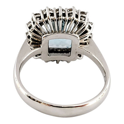 Anello Donna  in Oro Bianco con Topazio azzurro  ct 5,10 e Diamanti ct 0,80 18 kt (750)