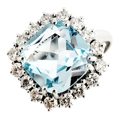 Anello Donna  in Oro Bianco con Topazio azzurro  ct 5,10 e Diamanti ct 0,80 18 kt (750)