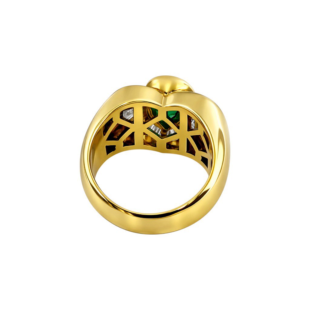 Anello Astralia con Smeraldo ct 2,00 a Goccia e Diamanti ct 0,80 - taglio Baguette con certificato Gem Tech