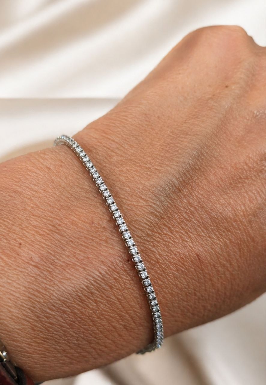 Bracciale tennis con diamanti bianchi Ct 1,02 - 17 cm - in oro bianco 18kt (750)