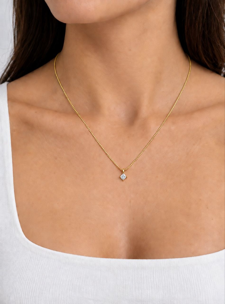 Collana con pendente punto luce in Oro Rosa con Diamante 0,20 ct 18 kt (750)